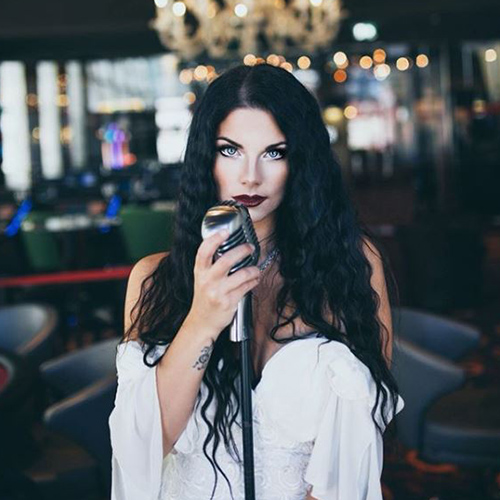 Sara De Blue