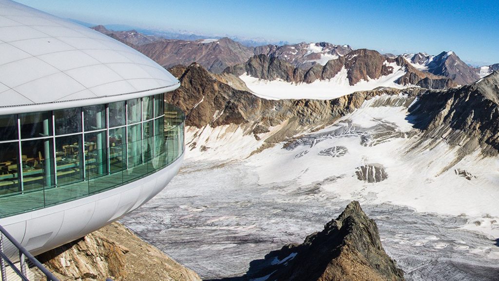 cafe-3440-mit-wildspitze-650_0