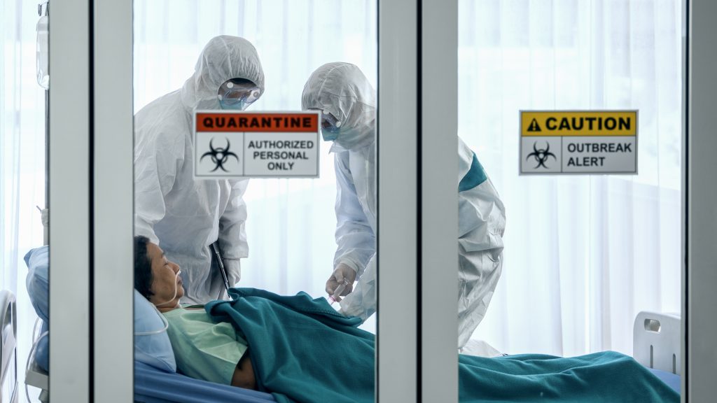 corona_krankenhaus_shutterstock_1647350797