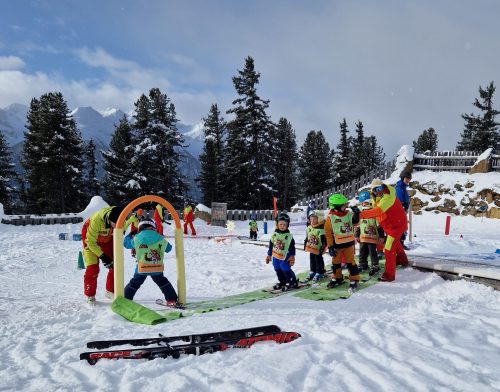 Skischule Hochoetz (3) Skischule Hochoetz (3)