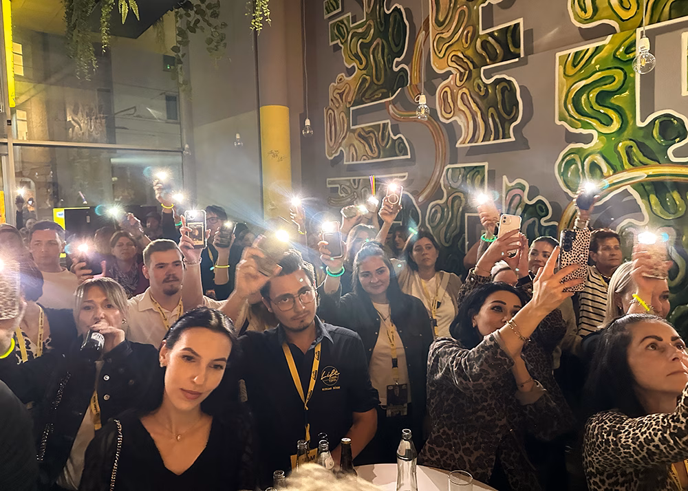 20251023_173318571_iOS